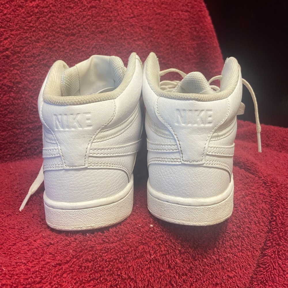 Nike Court Vision Mid